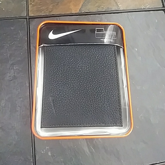 Nike Other - Nike Leather Wallet